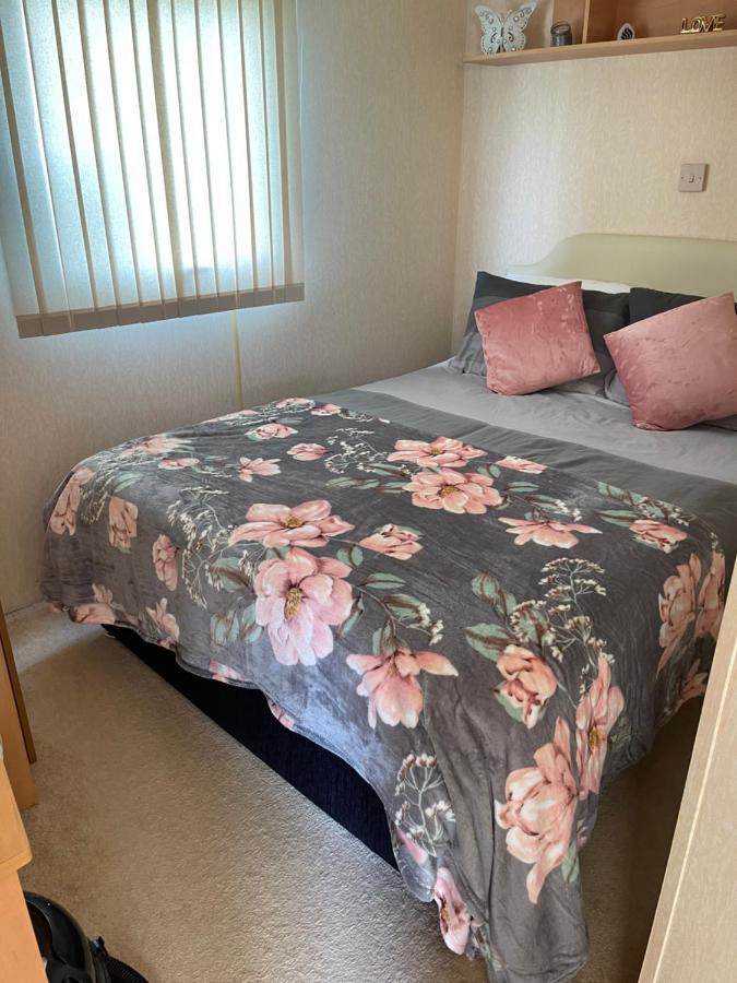 Yellow 3 Caravan Ingoldmells 6 Berth 3 Bedrooms Skegness Buitenkant foto
